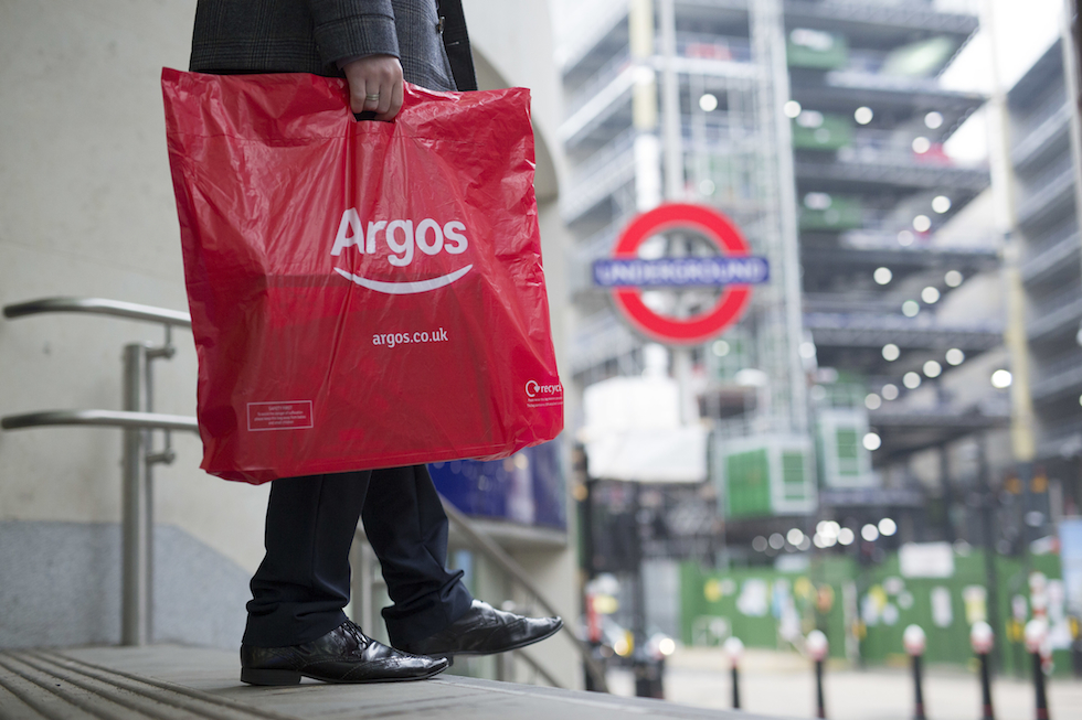 argos-tube-station-store-2014